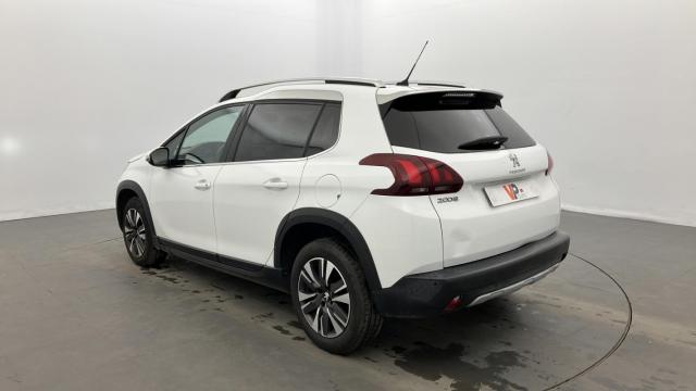 Peugeot 2008 image 1