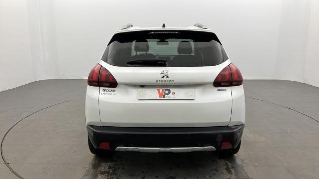 Peugeot 2008 image 1