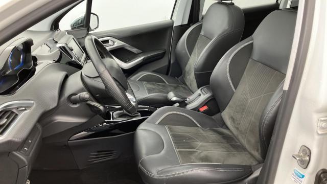Peugeot 2008 image 6