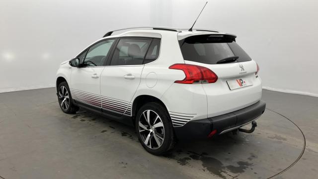 Peugeot 2008 image 3