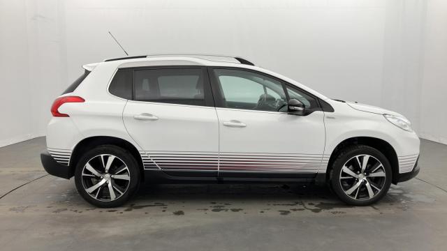 Peugeot 2008 image 7
