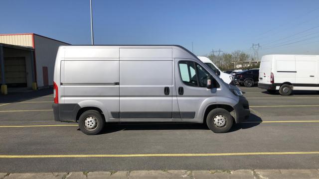 Peugeot Boxer image 1