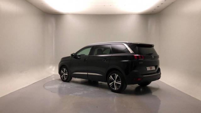 Peugeot 5008 image 6