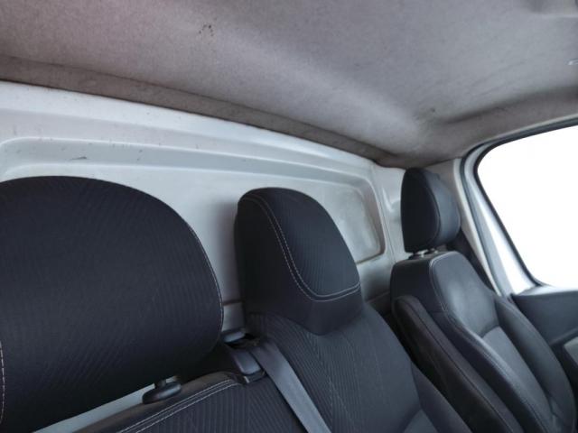 Renault Trafic image 8