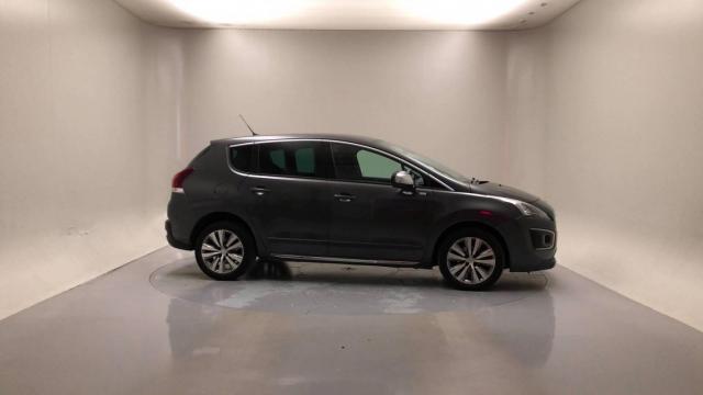 Peugeot 3008 image 3