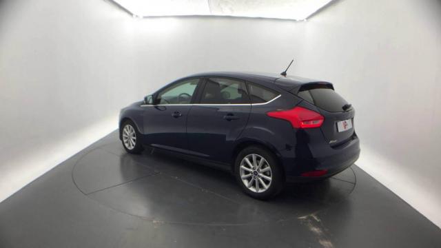 Ford Focus image 7