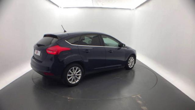 Ford Focus image 2