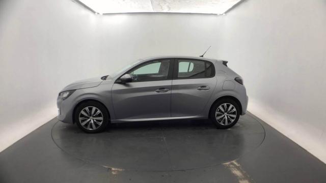 Peugeot 208 image 3