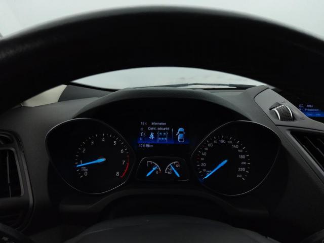 Ford Kuga image 1