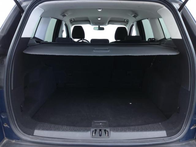 Ford Kuga image 4