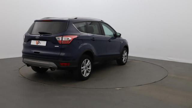 Ford Kuga image 8