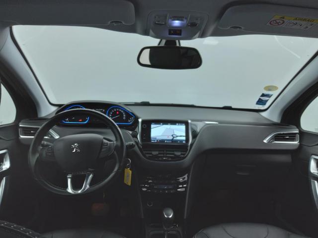 Peugeot 2008 image 7