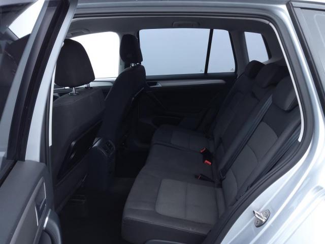 Volkswagen Golf Sportsvan image 8