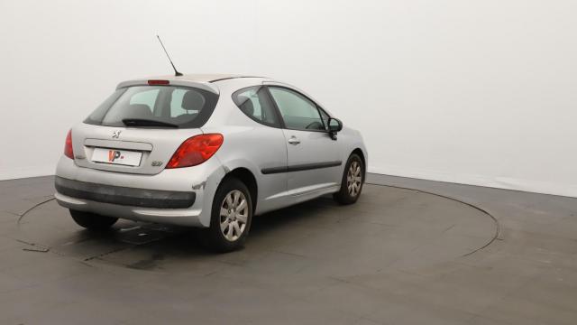 Peugeot 207 image 2