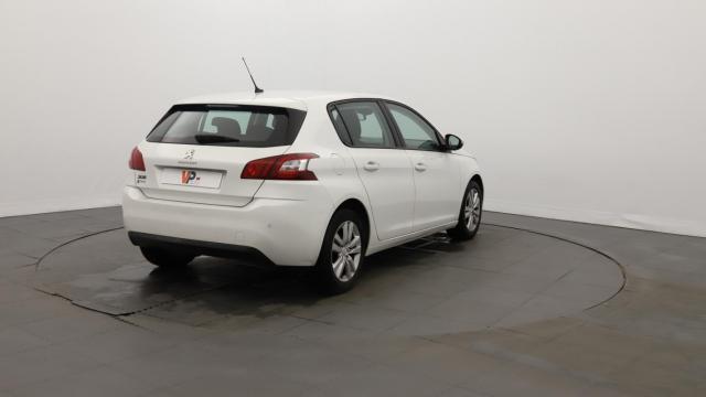 Peugeot 308 image 1