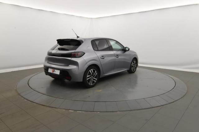 Peugeot 208 image 1