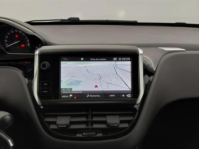 Peugeot 2008 image 3