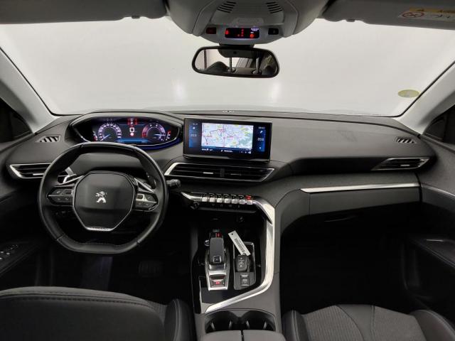 Peugeot 3008 image 2