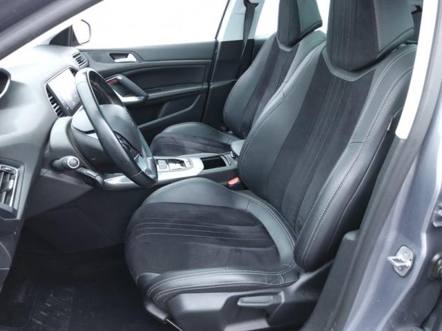 Peugeot 308 image 8