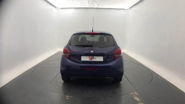 Peugeot 208 image 5