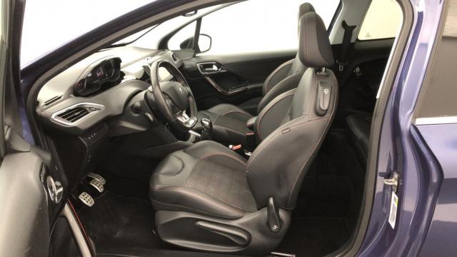 Peugeot 208 image 2