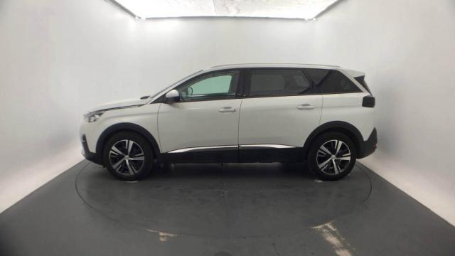 Peugeot 5008 image 3
