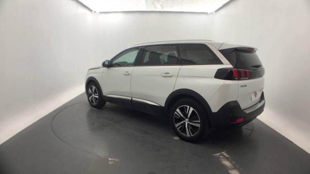 Peugeot 5008 image 6