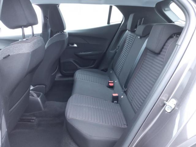 Peugeot 2008 image 3