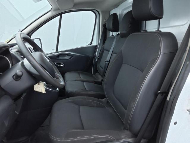 Renault Trafic image 6