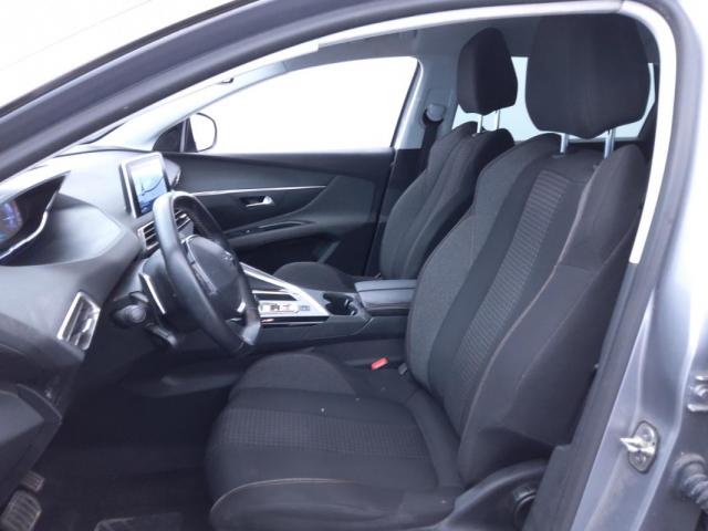 Peugeot 5008 image 3