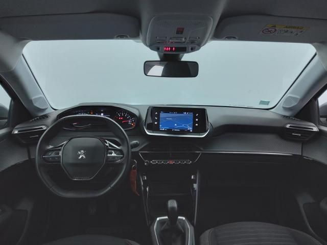 Peugeot 208 image 2