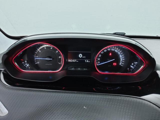 Peugeot 2008 image 5