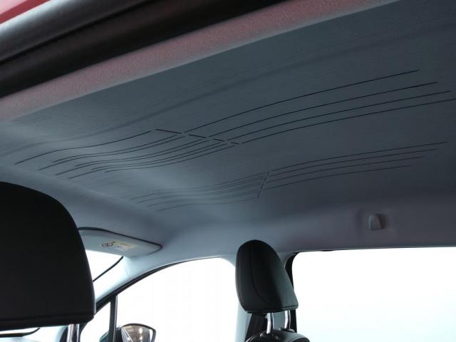 Peugeot 2008 image 6