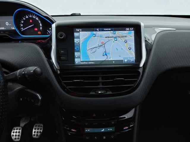 Peugeot 2008 image 7