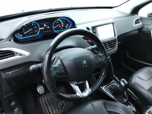 Peugeot 2008 image 4