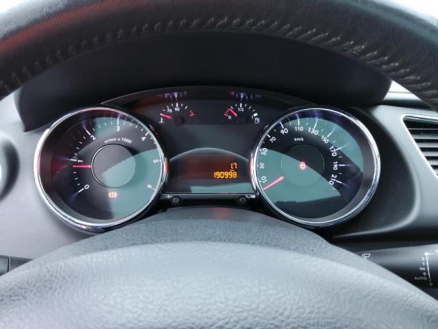 Peugeot 3008 image 4