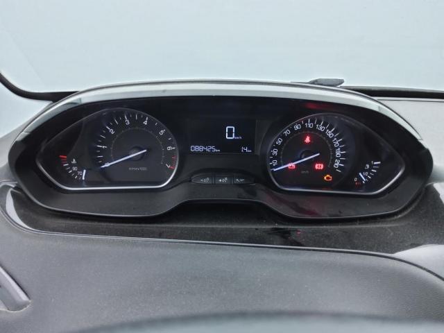 Peugeot 208 image 4