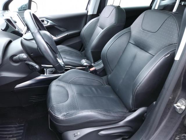 Peugeot 2008 image 2