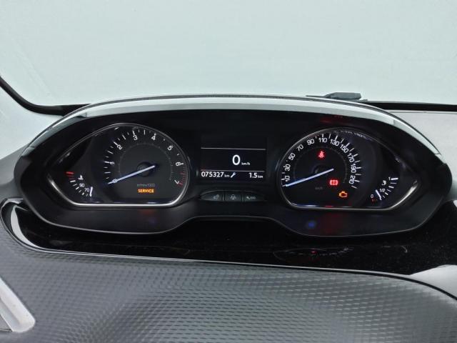 Peugeot 2008 image 8