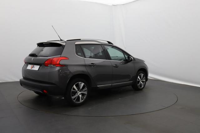 Peugeot 2008 image 7