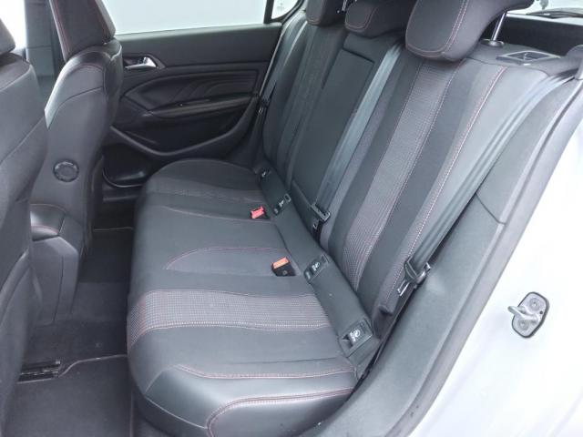 Peugeot 308 image 3