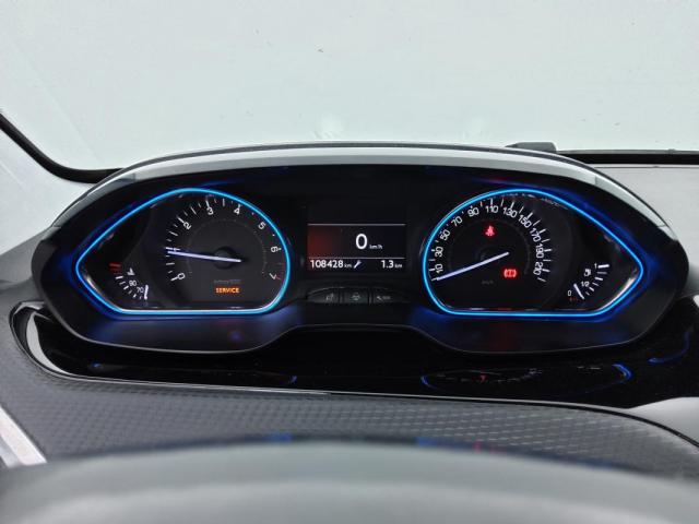 Peugeot 2008 image 2