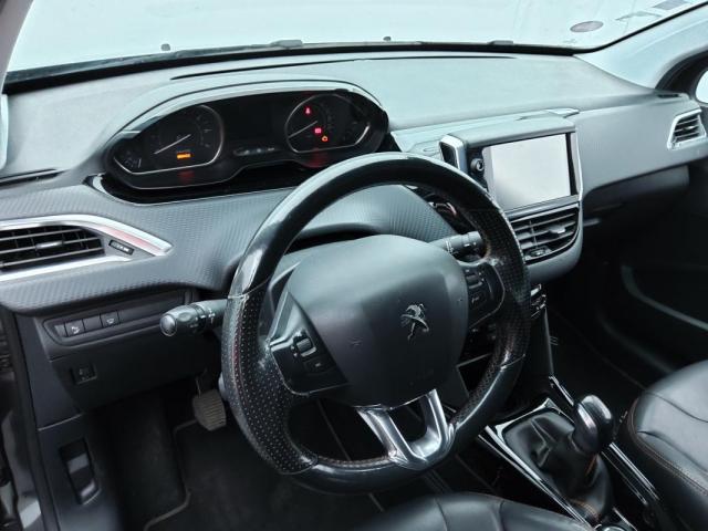 Peugeot 2008 image 7