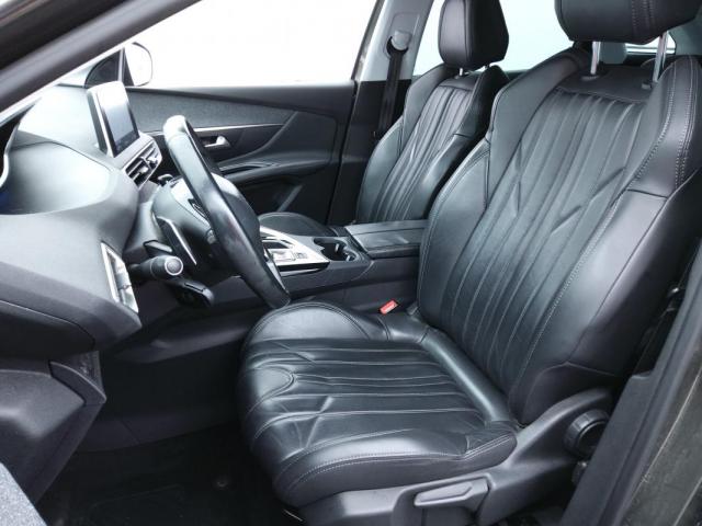 Peugeot 3008 image 8