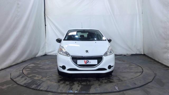 Peugeot 208 image 3