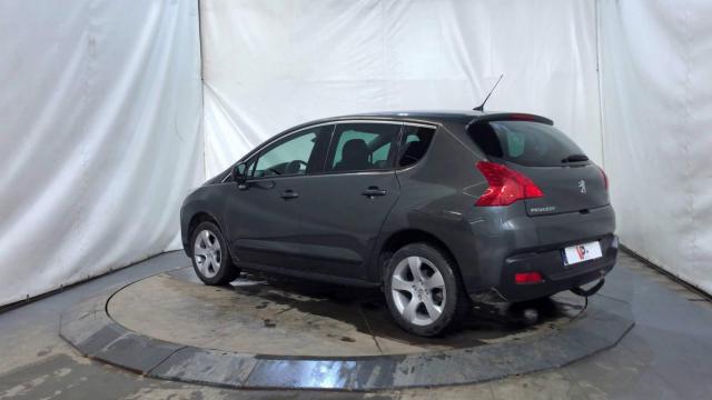 Peugeot 3008 image 2