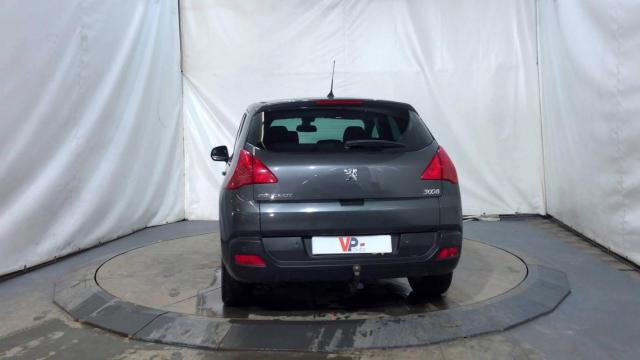 Peugeot 3008 image 8