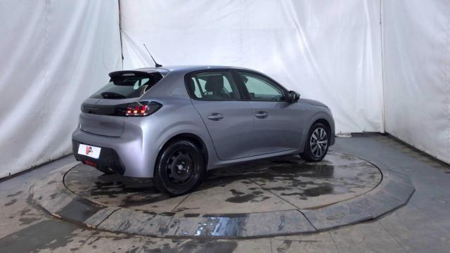 Peugeot 208 image 3