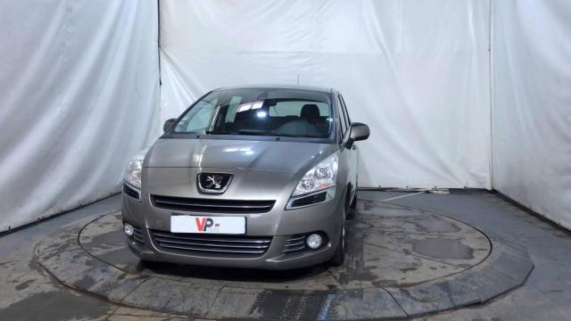 Peugeot 5008 image 3