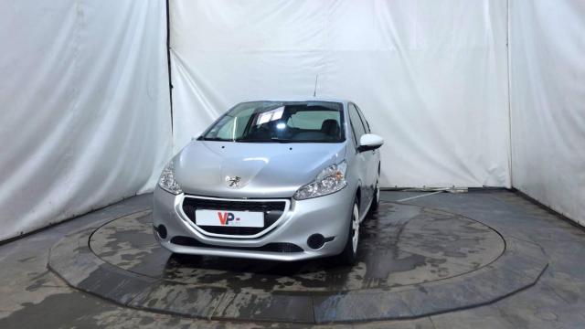 Peugeot 208 image 3